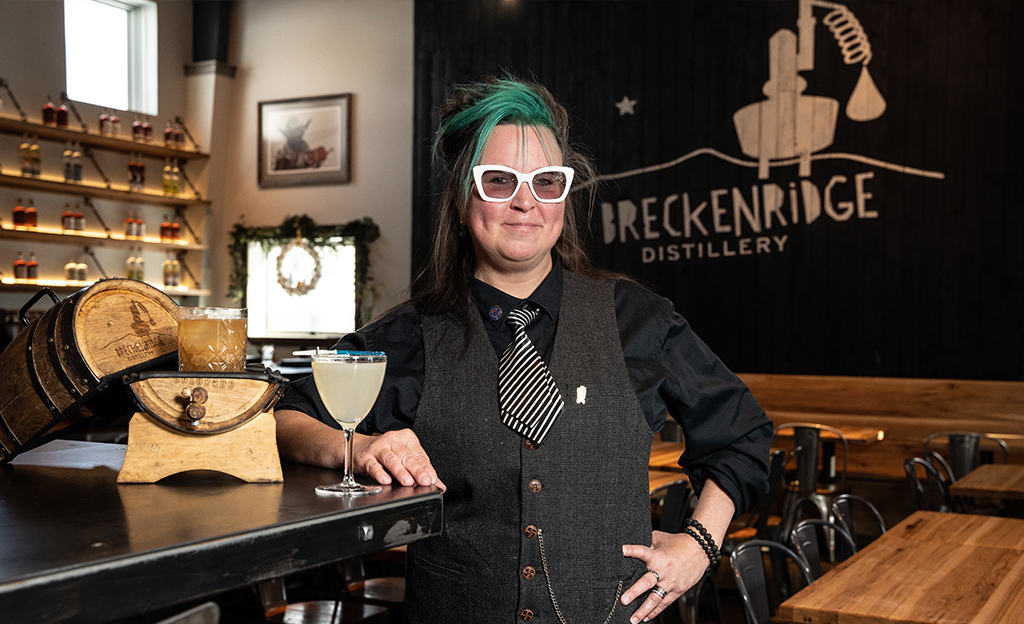 Billie with cocktails